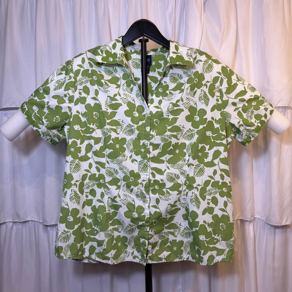 Basic Editions Women’s Floral
Print Short Sleeve Aloha Button Up Shirt Size XL - Picture 2 of 10